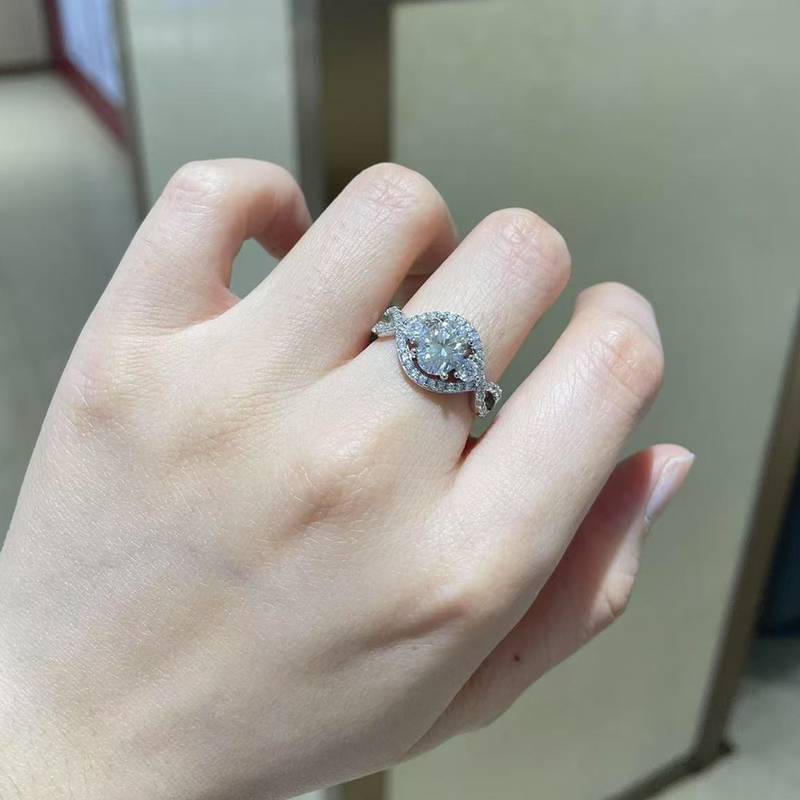Twisted arm egg shaped three stone women's ring S925 silver plated platinum custom selection main stone moissanite diamond 1.5ct/secondary stone high carbon diamond